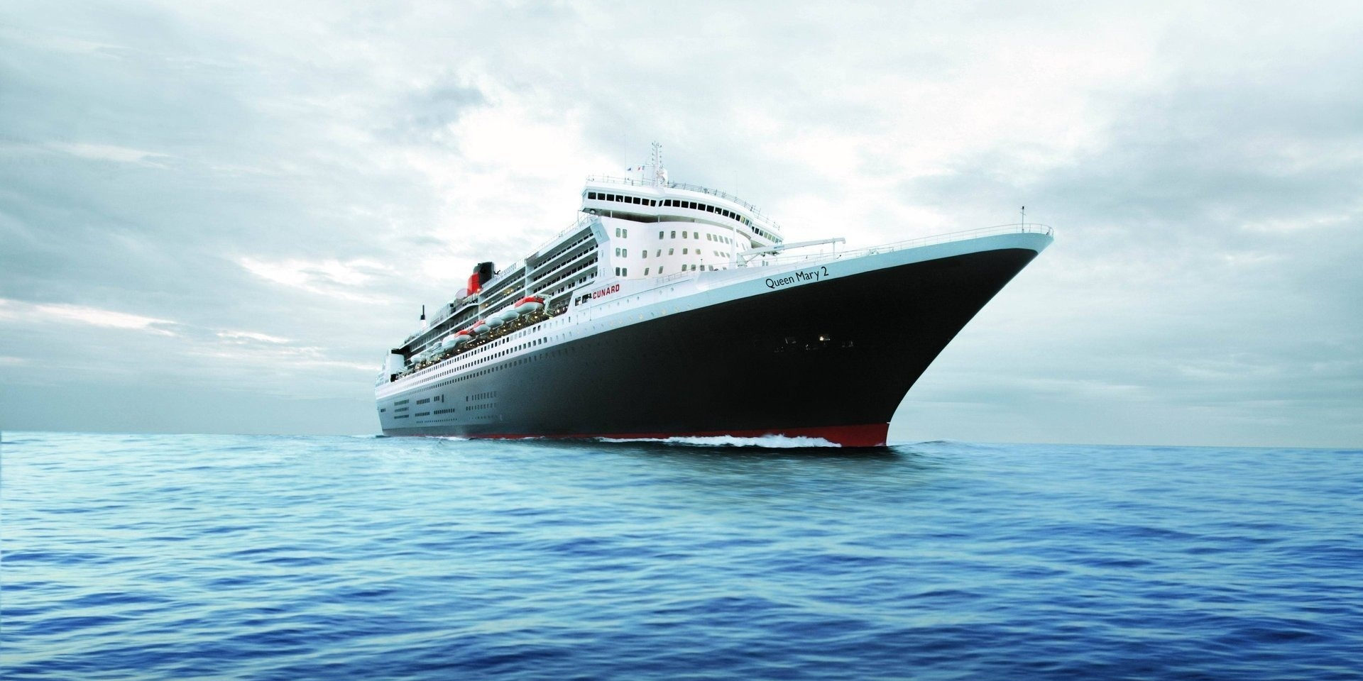 Queen-Mary-2-main-2